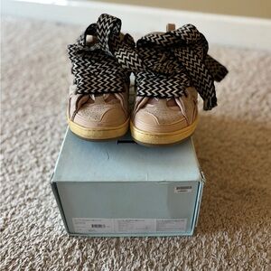 Stylish Pink LAVINS Size 37 Womens Shoes